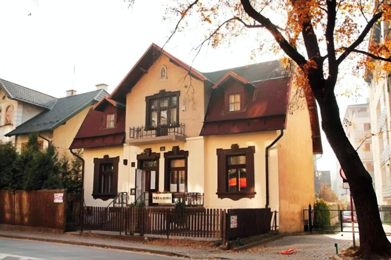Willa Retro Hostel Krakow Bagian luar foto