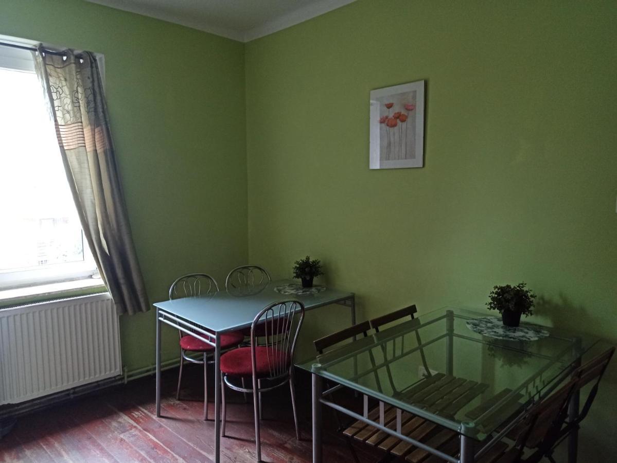 Willa Retro Hostel Krakow Bagian luar foto